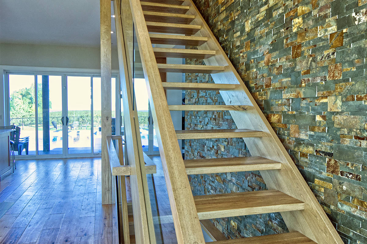 DF Design Build Custom Staircase